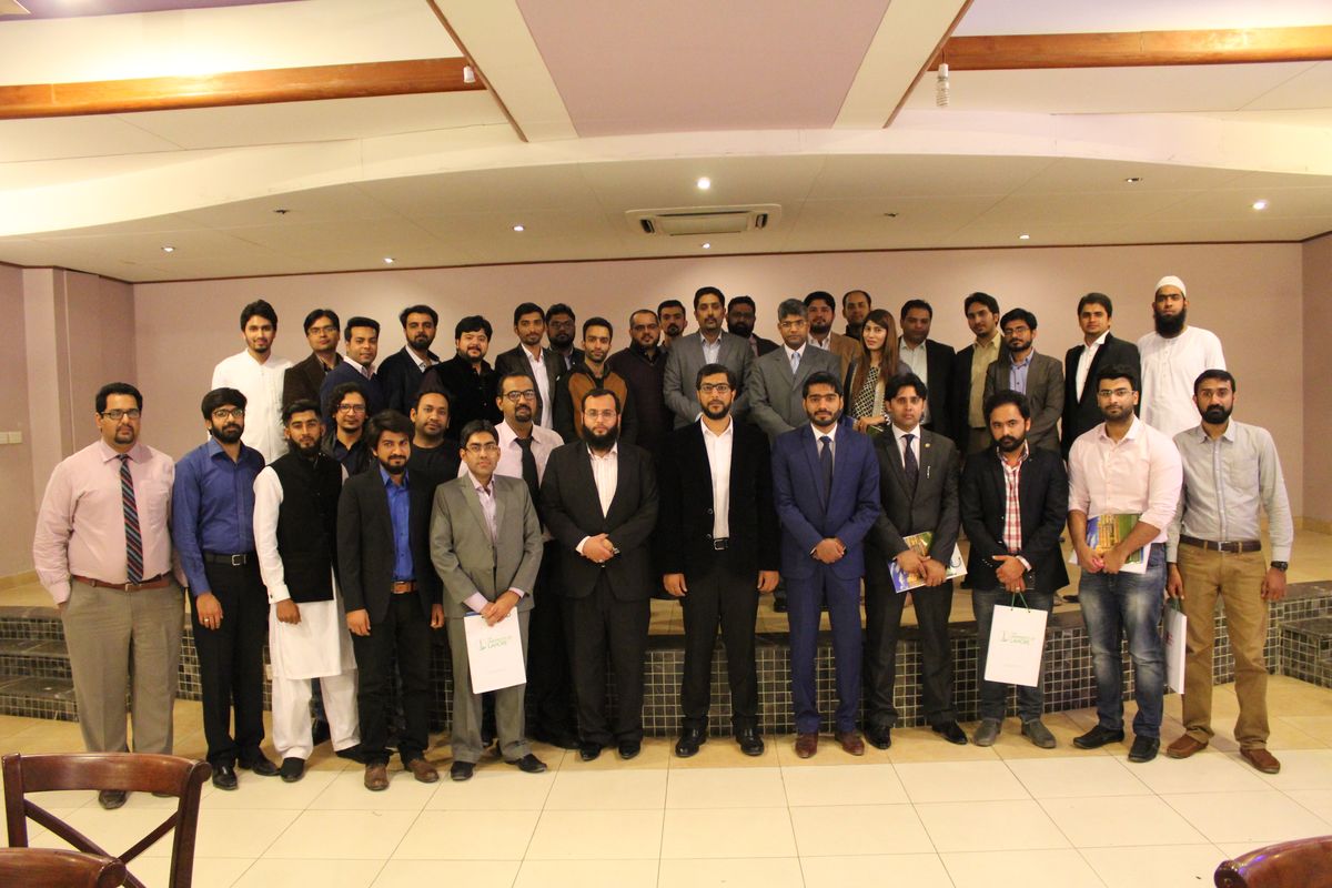 Members of the college's non-teaching staff.
